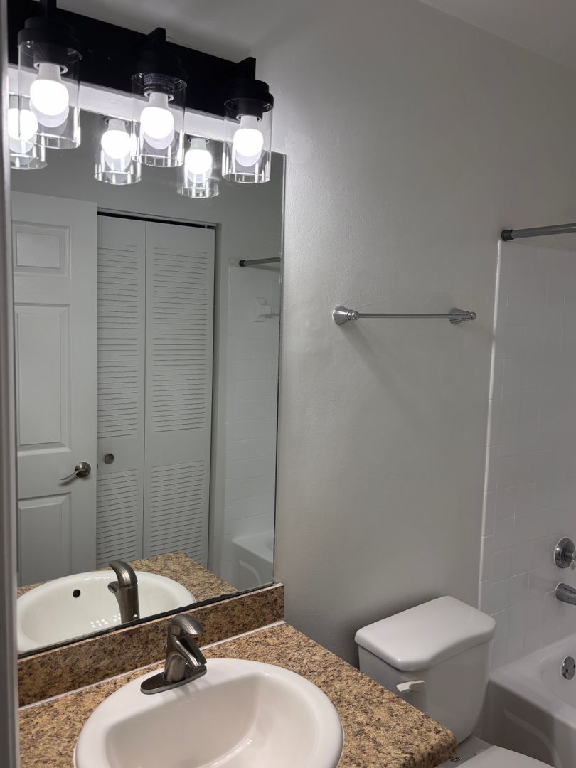 Savannah Place Apartments 7 of 11