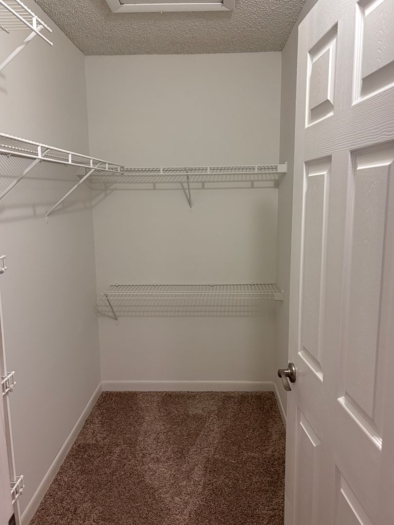 Savannah Place Apartments 11 of 11
