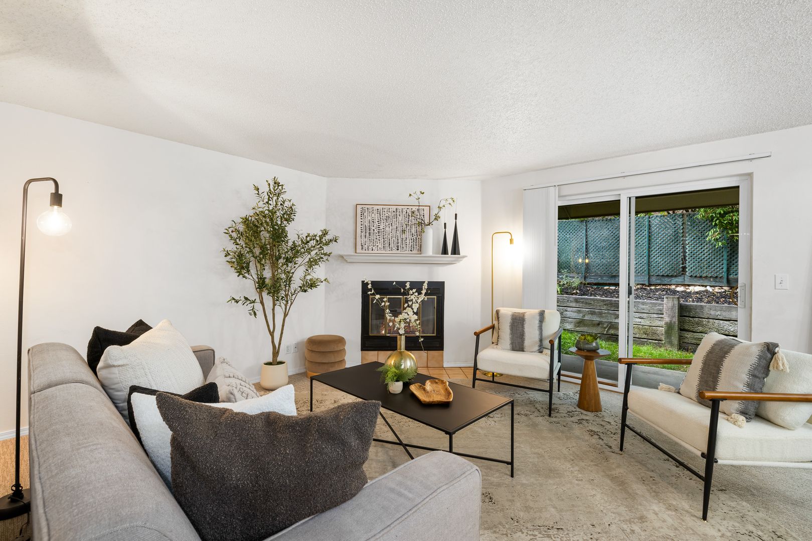 Boise Townhome: 3611 S Gekeler Ln APT 122, Boise, ID