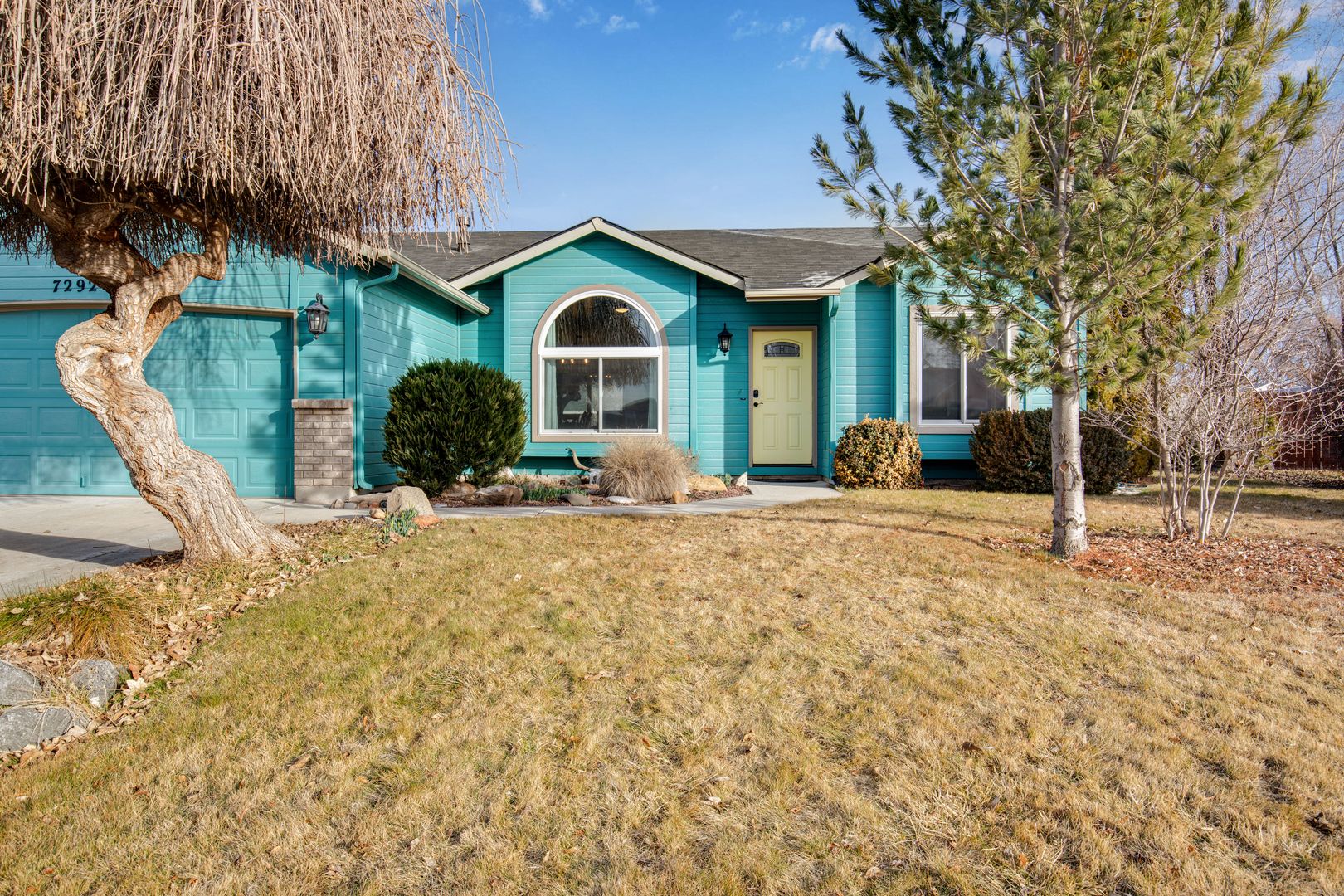 Nampa House: 7292 Newbrook drive