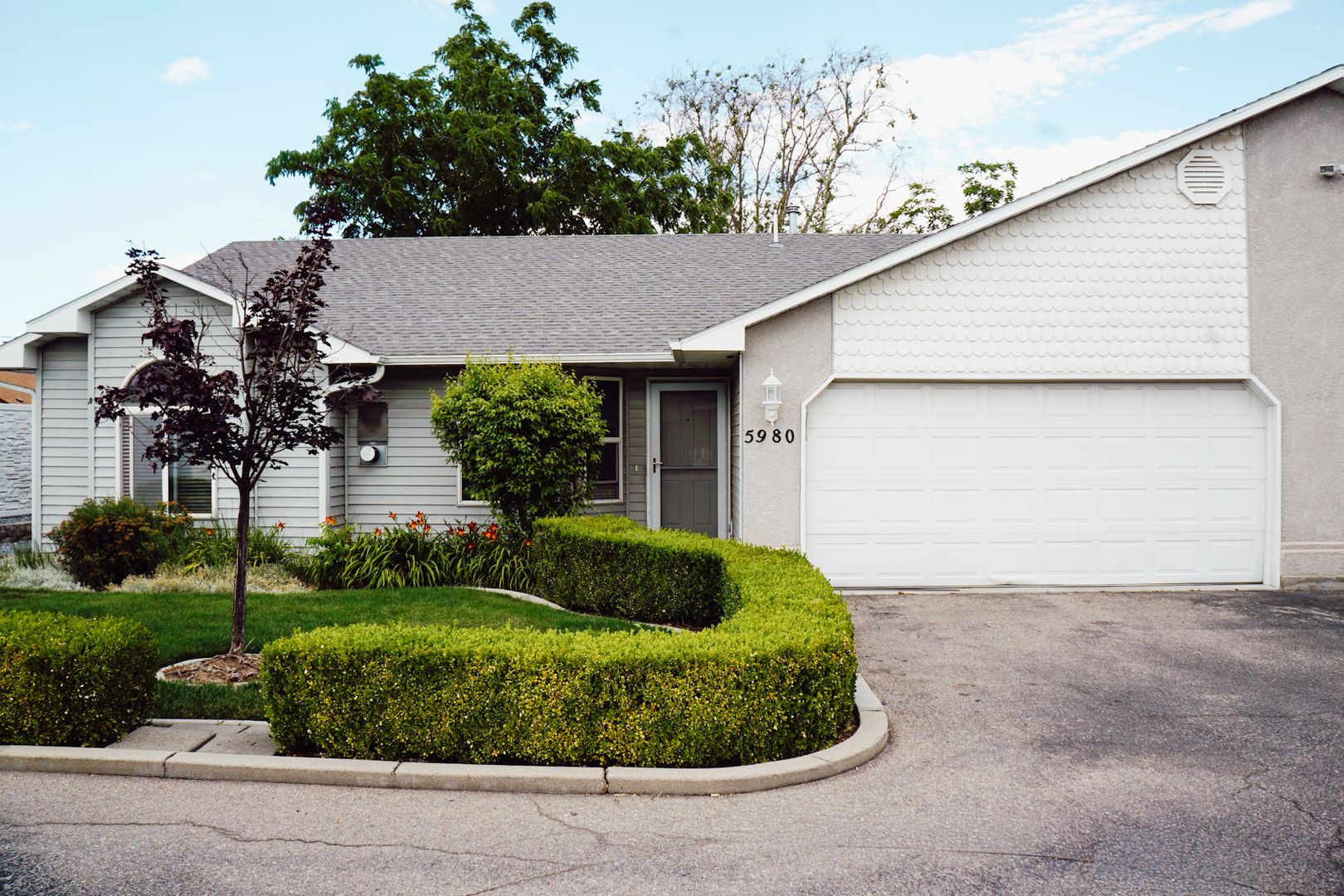 Garden City House: 5980 N Chad Evert Ln