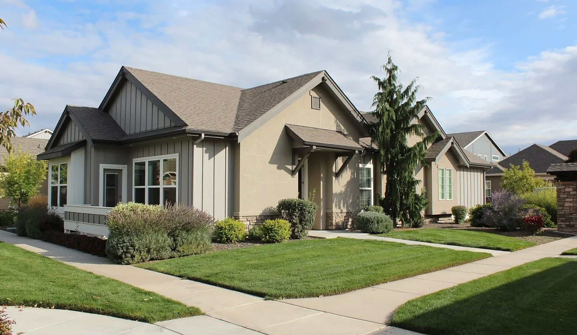 Meridian House: 2678 E Ragusa Ln