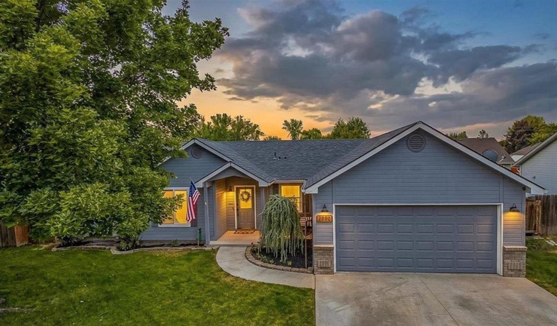 Meridian House: 2990 N Old Stone Way