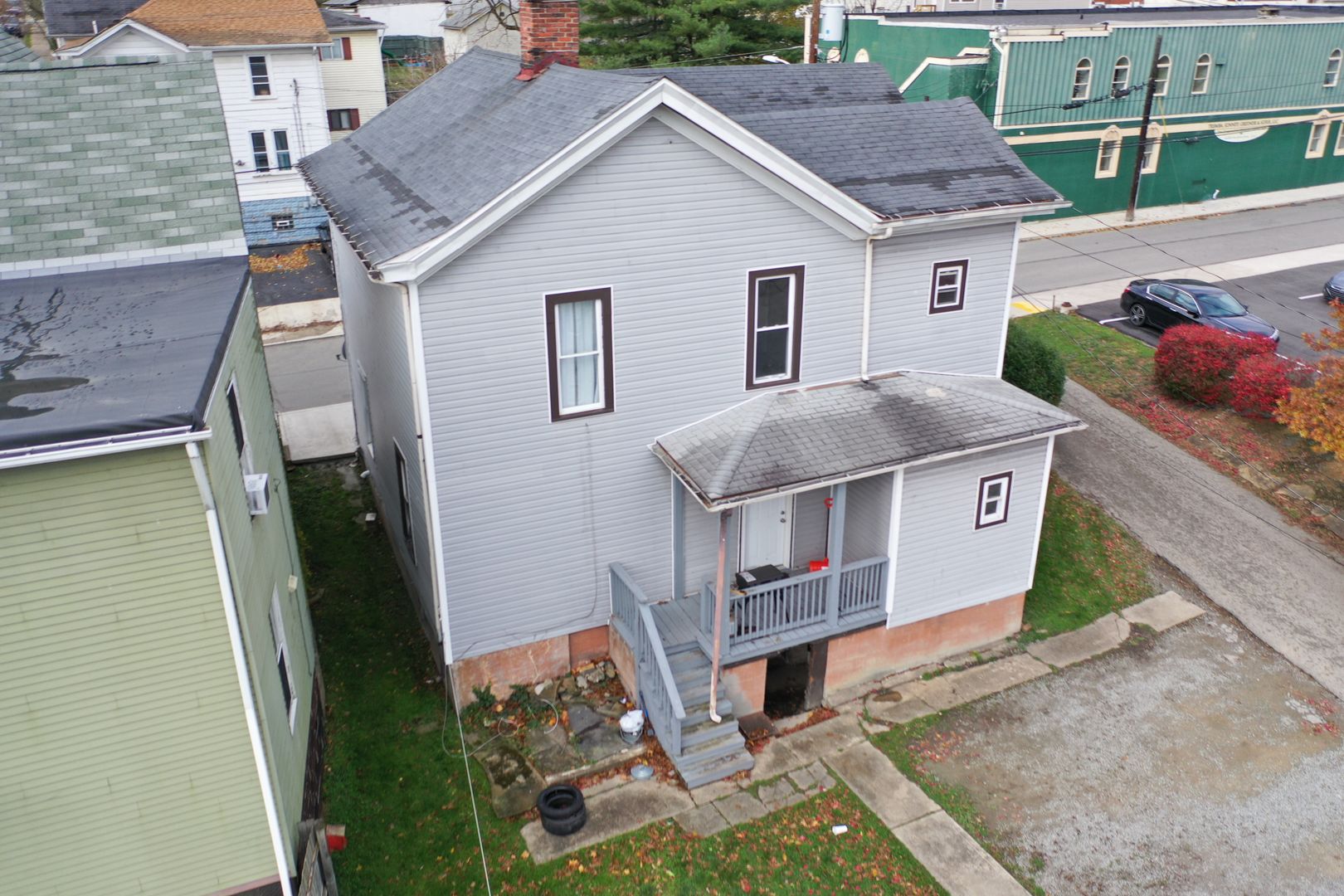 Greensburg Apartment: 33 Westminster Avenue