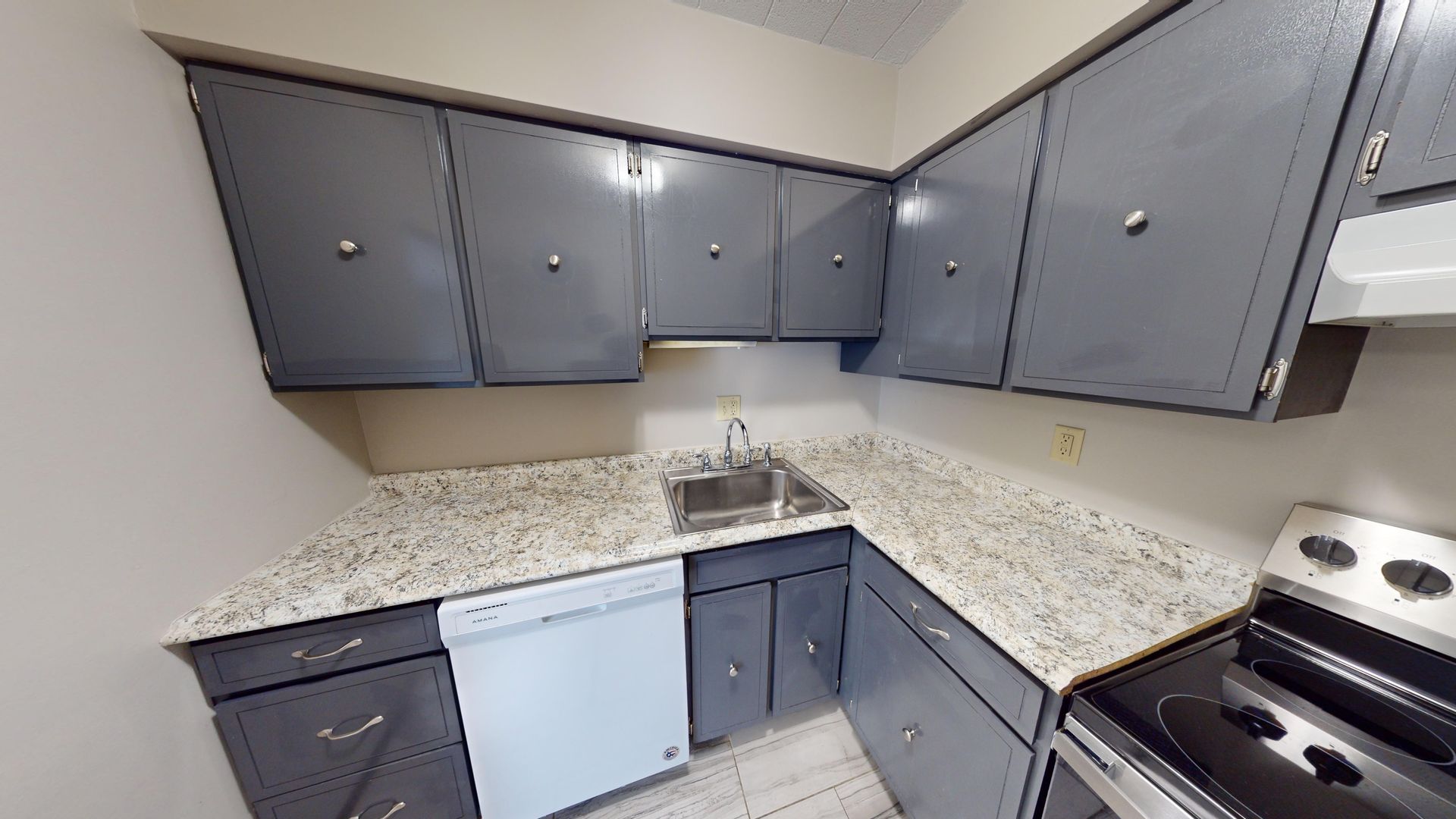 Glenshaw Apartment: 1415 Mt. Royal Blvd