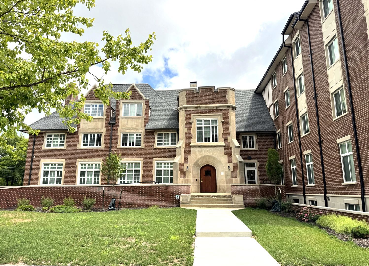 West Lafayette Apartment: 318 Russell Street