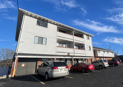 Two-Bedroom Close to Campus! – photo 1