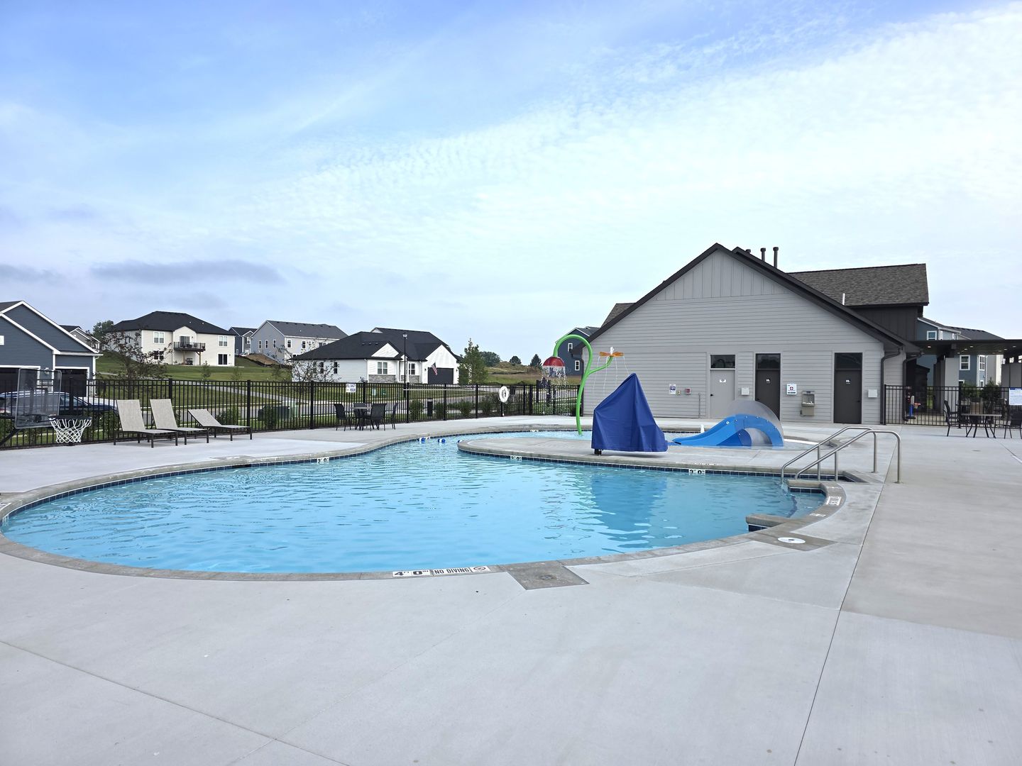 Pool at 1472 Olde Highlander Dr (2 of 4)