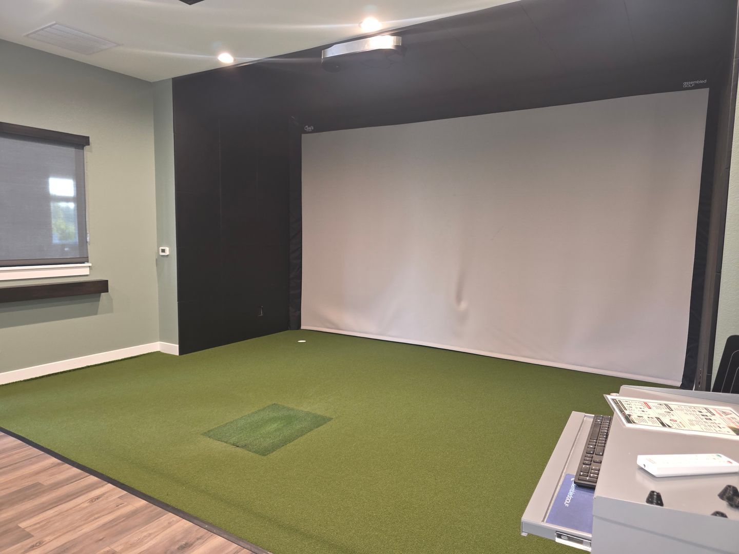 Work space at 1472 Olde Highlander Dr