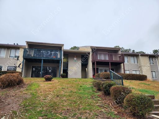 3 Bed & 2 Bath Apartment in Decatur / Pet-Friendly - small dogs only / Available Now! – photo 1