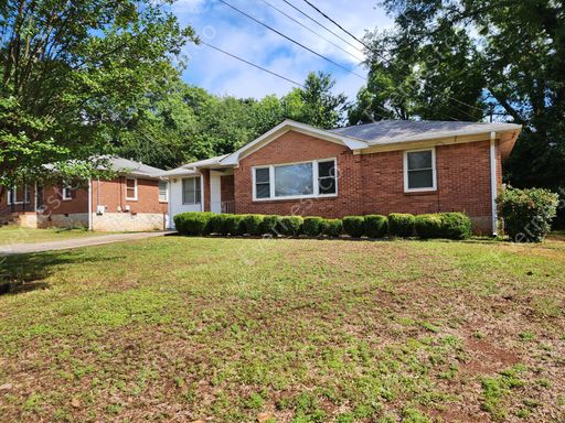 3 Bed & 1 Bath House in Decatur / Pet-Friendly / Available Now! – photo 1