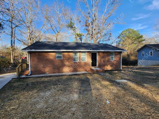 3 Beds & 2 Baths House in Monroe / Pet-Friendly / Section 8 Accepted / Available Now. – photo 1
