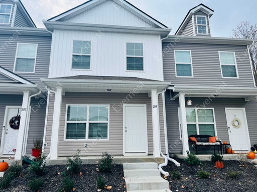 2 Bed & 3 Bath Townhouse in Columbia / Pet-Friendly / Available November 10th! – photo 1