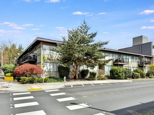 10106 NE 185th St Unit 103