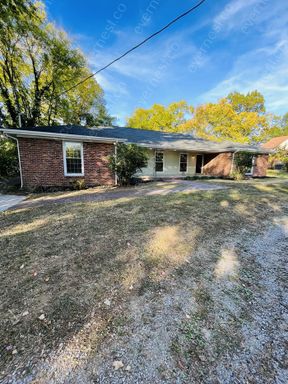 4 bed / 3 bath home – photo 1