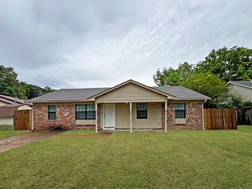 Sunlit Sanctuary: Charming 4-Bedroom Home with Modern Amenities / Pet-Friendly / Section 8 Accepted / Available Now!