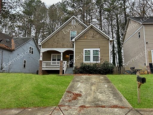 Spacious 5-Bedroom Home with Modern Amenities / Pet-Friendly / Available Now! – photo 1