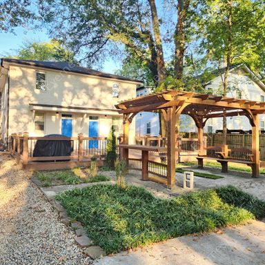 Urban Oasis: Charming 1-Bedroom Apartment in Grant Park / Pet-Friendly / Available Now! – photo 1