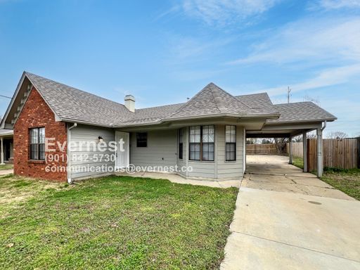 2-Bedroom, 2-Bathroom Home with Fenced Yard / Pet-Friendly / Available Now! – photo 1