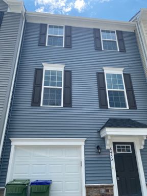Beautiful townhome at Courthouse Commons!