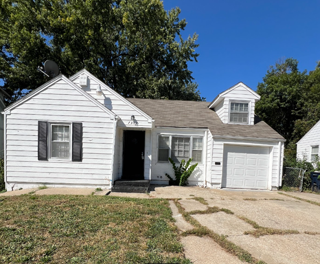 Charming 3-Bedroom Home with Abundant Natural Light / Pet-Friendly / Vouchers Accepted / Available Now! – photo 1