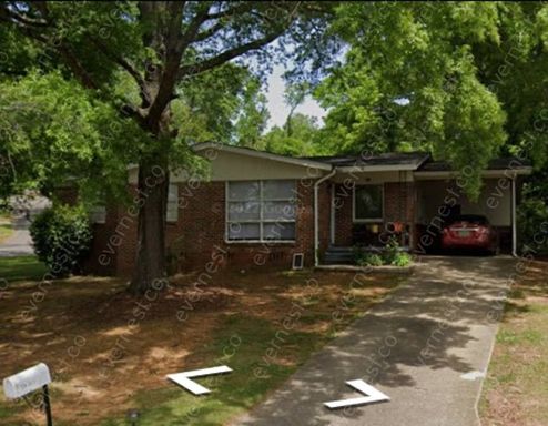 3 Beds & 1.5 Baths House in Birmingham / Pet-Friendly / Available Now! – photo 1