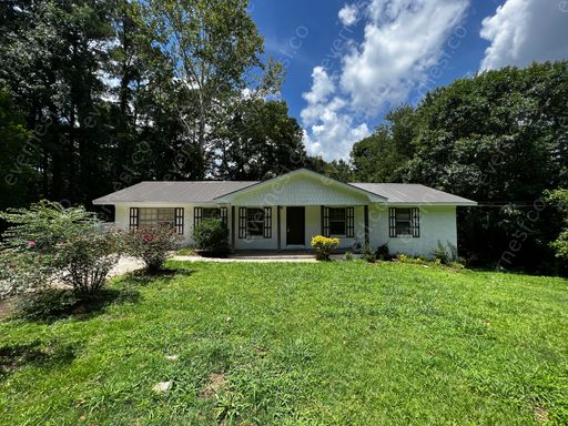 4 Beds & 3 Baths House in Gardendale / Pet-Friendly*/ Section 8 Accepted/Available Now!