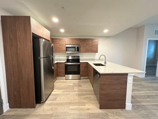 SAN MARINO 2 BEDROOM - BRAND NEW APARTMENT – photo 1