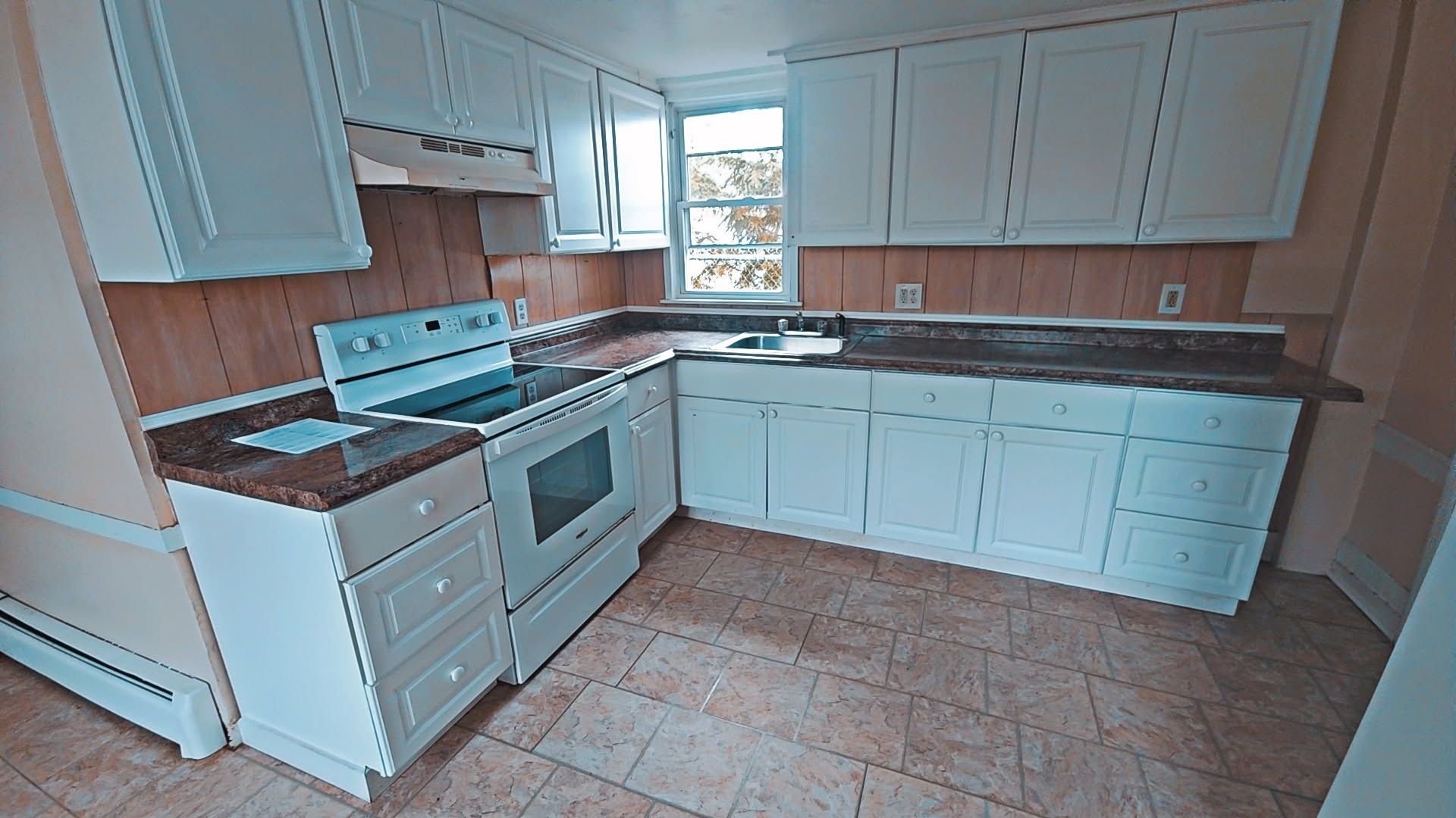 Saco Apartment: 12 Gray Ave