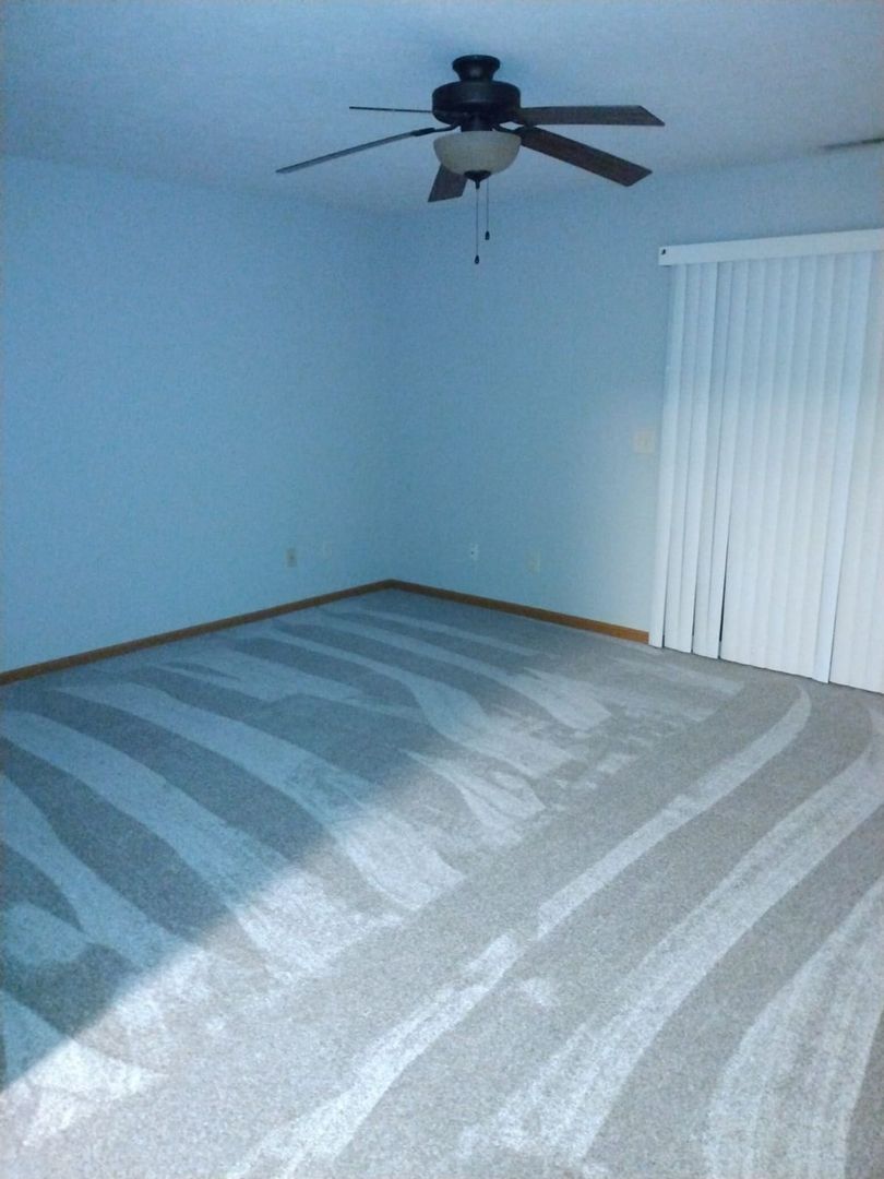 Piqua Apartment: 2200-2271 Deerfield Crossing Drive