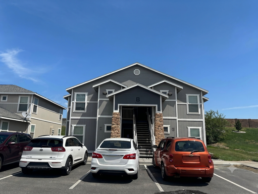 Wonderful Upstairs 2 Bedroom 2 Bath Apartment on Chapel Hill Blvd – photo 1