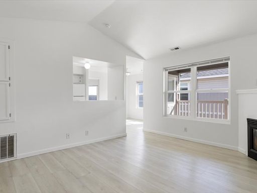 Upstairs 2 Bed 2 Bath Apartment On Chapel Hill Blvd – photo 1