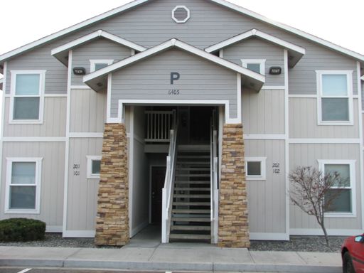 Upstairs 2 Bed 2 Bath Apartment on Chapel Hill Blvd in Pasco! – photo 1