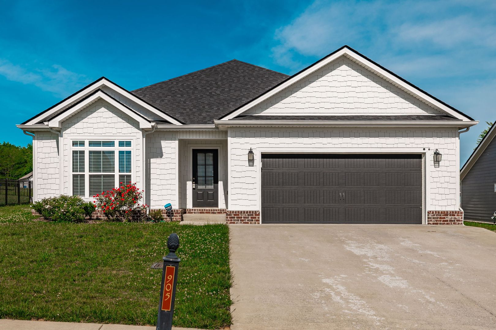 Clarksville House: 905 Frog Gip Pond Ct.