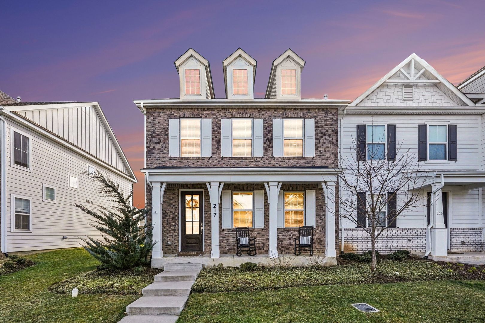 Spring Hill Townhome: 217 Southmen Ln.