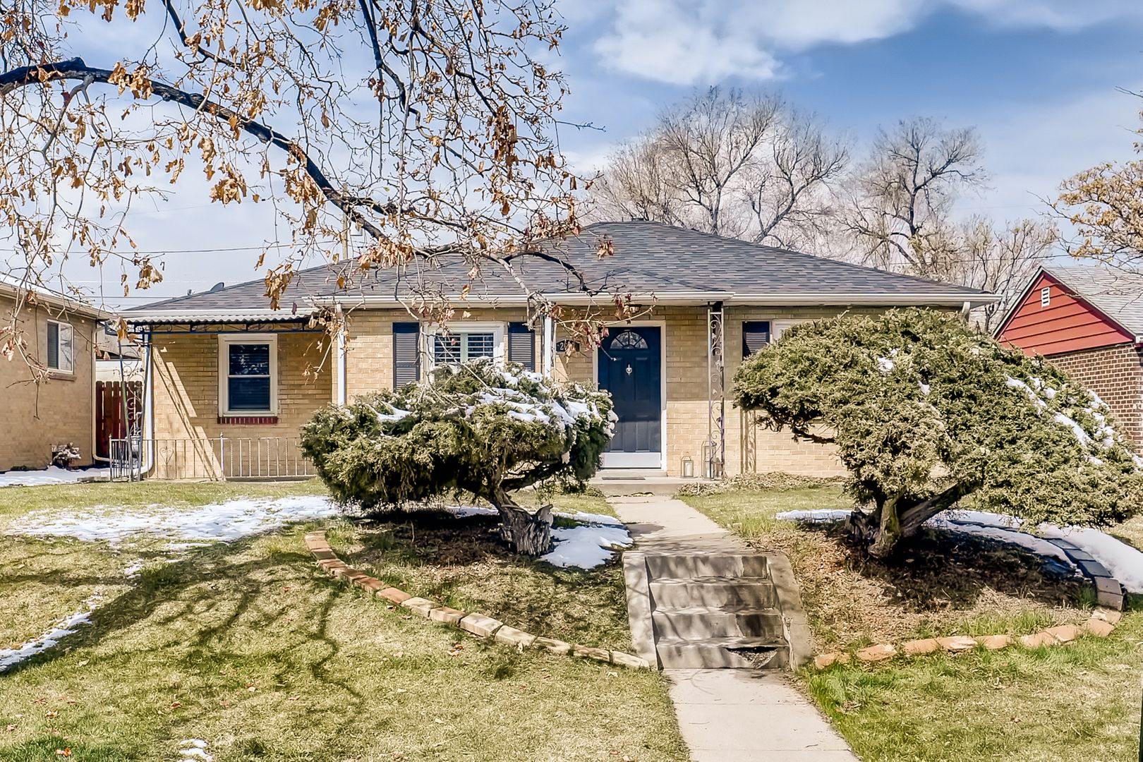 Denver House: 2629 Jasmine St