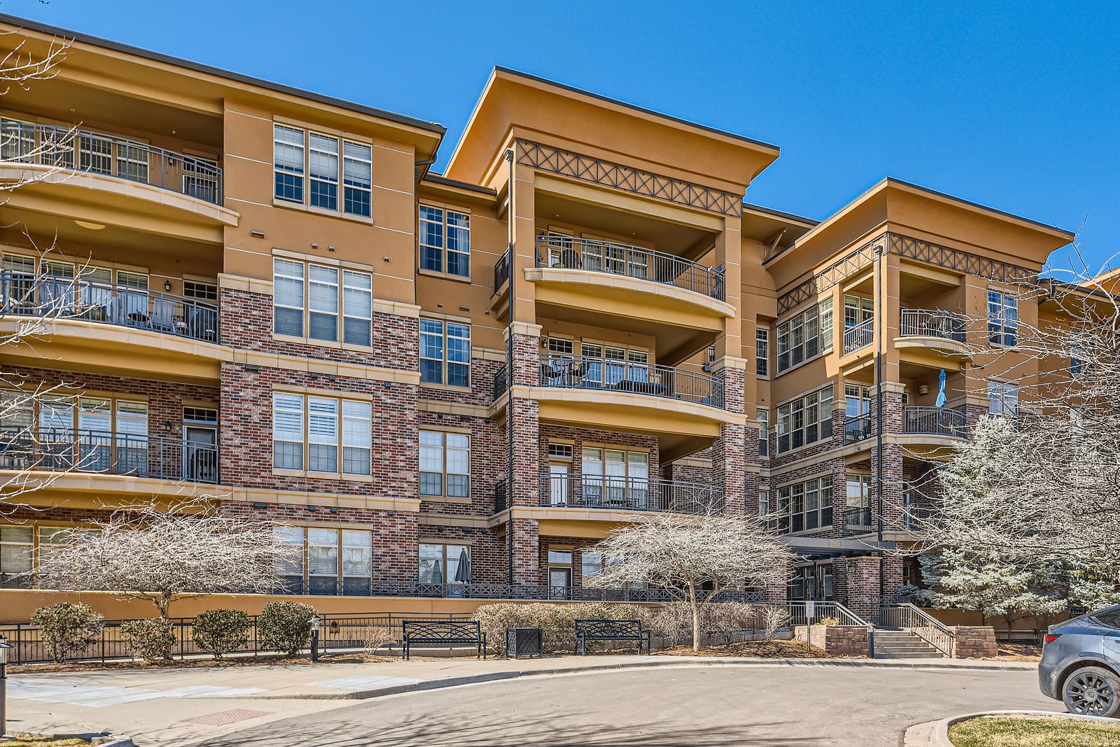 Englewood Condo: 7865 Vallagio Ln #309