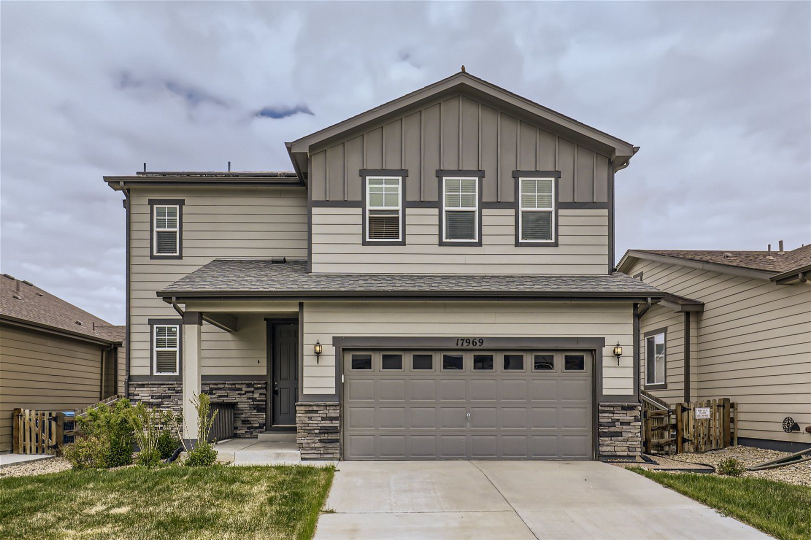 Commerce City House: 17969 E 99th Pl