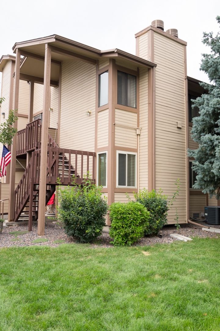 Lakewood Condo: 1111 S Garrison St