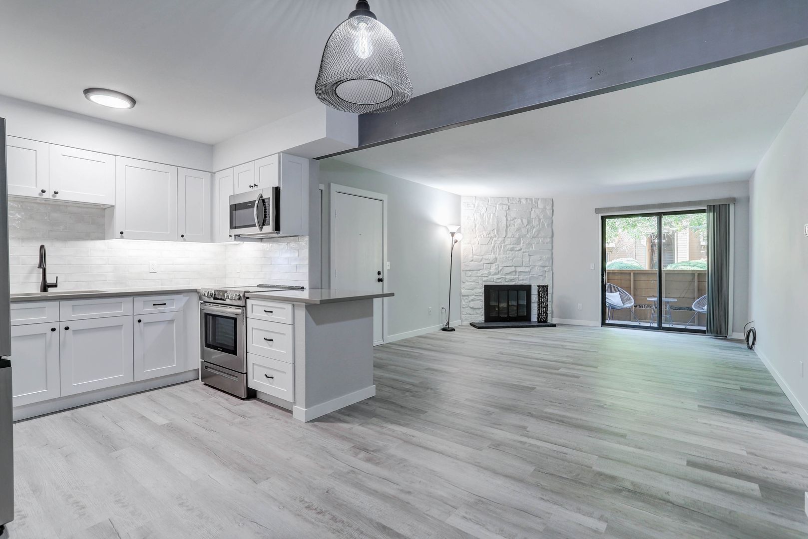 Lakewood Condo: 3315 S Ammons Street