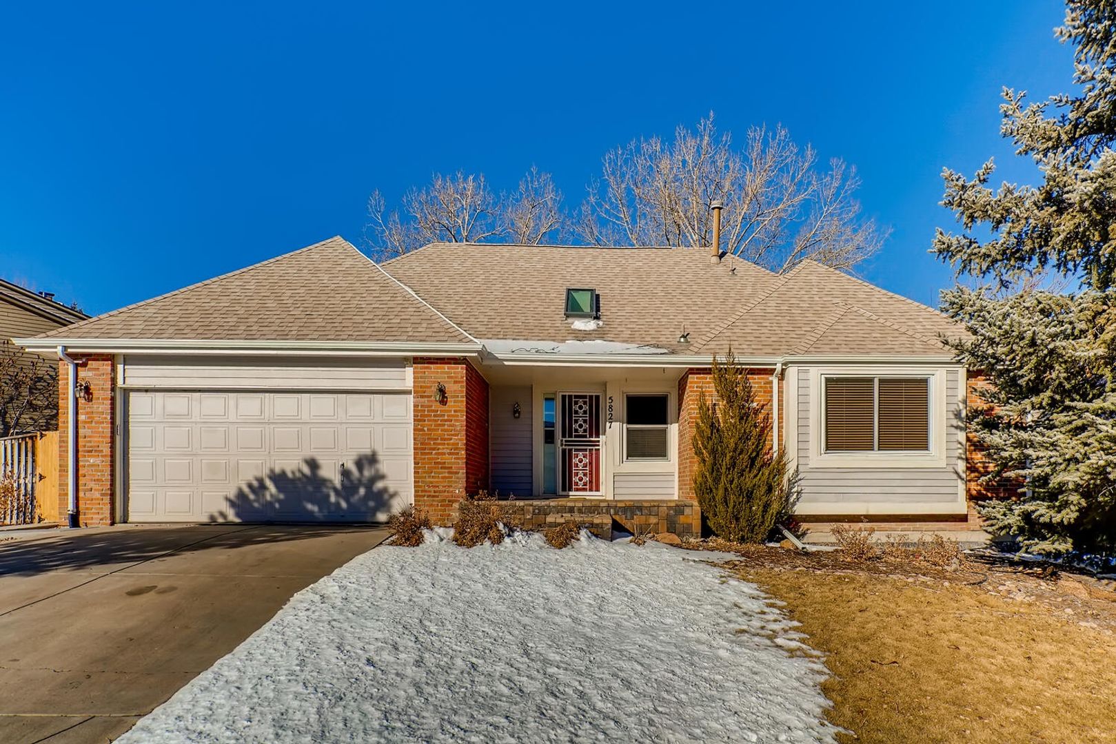 Centennial House: 5827 S Lisbon Way