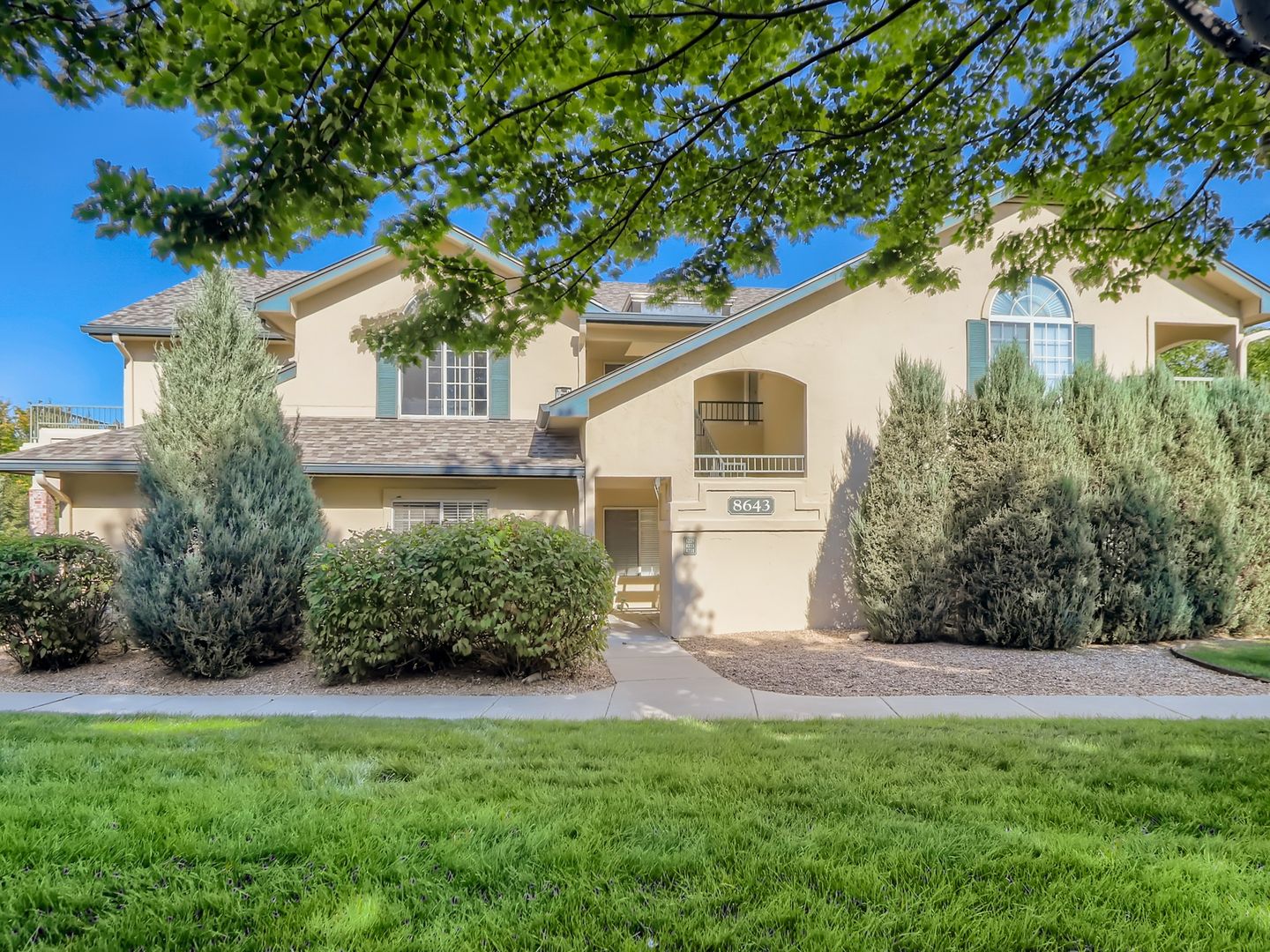 Centennial House: 8643 E Dry Creek Rd. #1221