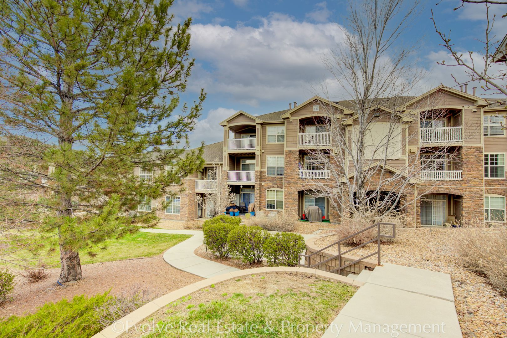 Englewood Condo: 7440 S Blackhawk Street #10303