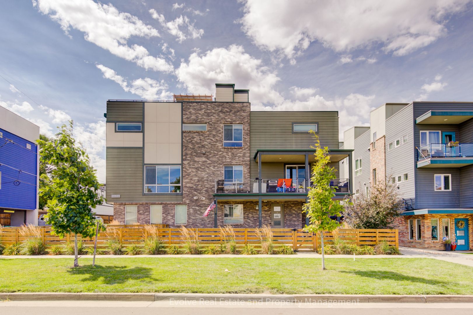 Denver House: 1921 Hooker St