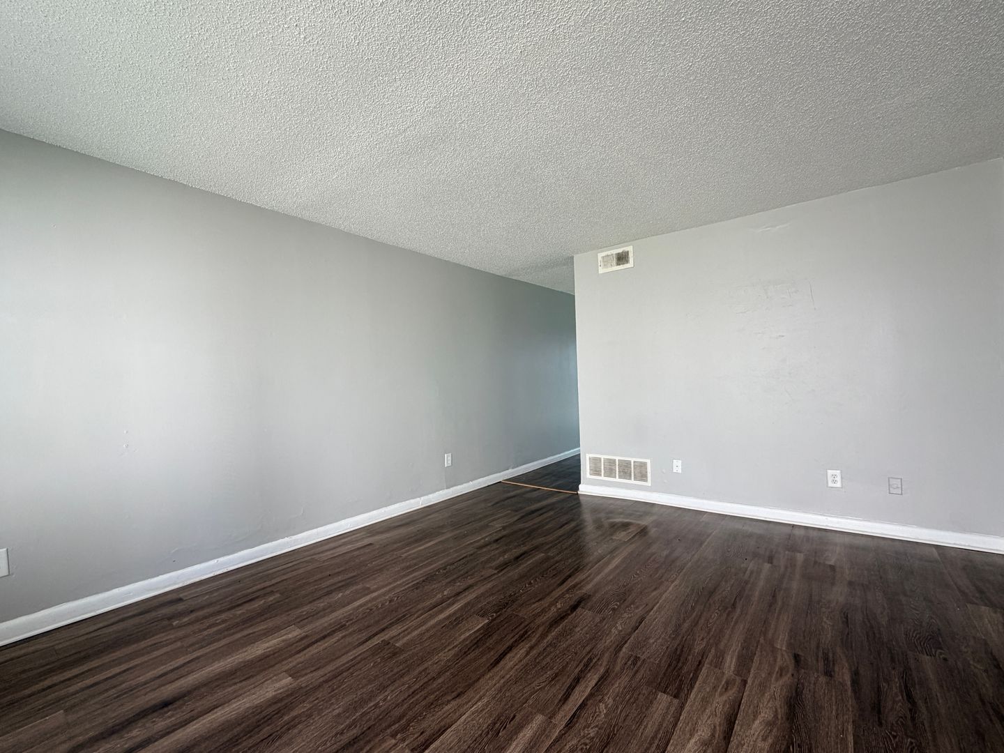 Memphis Condo: 670 Hobbs