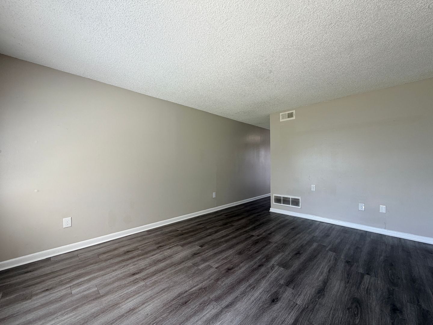 Memphis Townhome: 3450 Spottswood Avenue