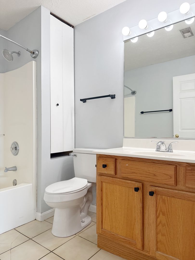 1713 N Spring St, Unit 5, Evansville, IN 47711