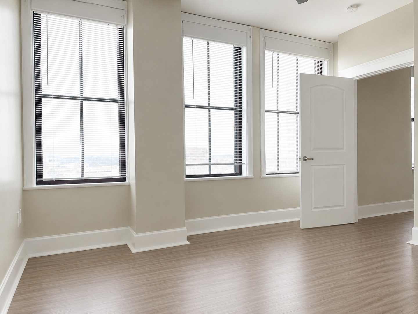 329 Main St., 7D, Evansville, IN 47708
