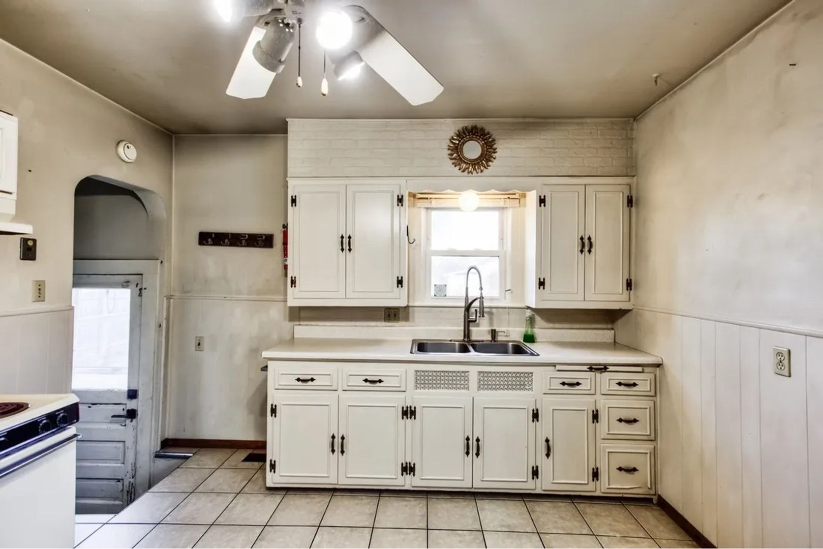 2174 Washington Ave, Evansville, IN 47714
