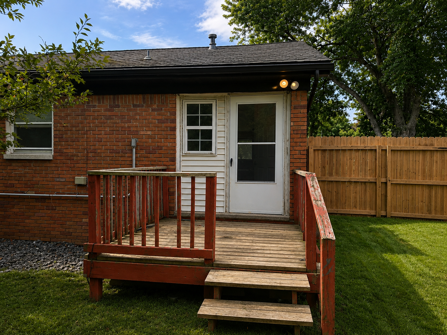 902 Fairlawn CT, Evansville, IN 47711